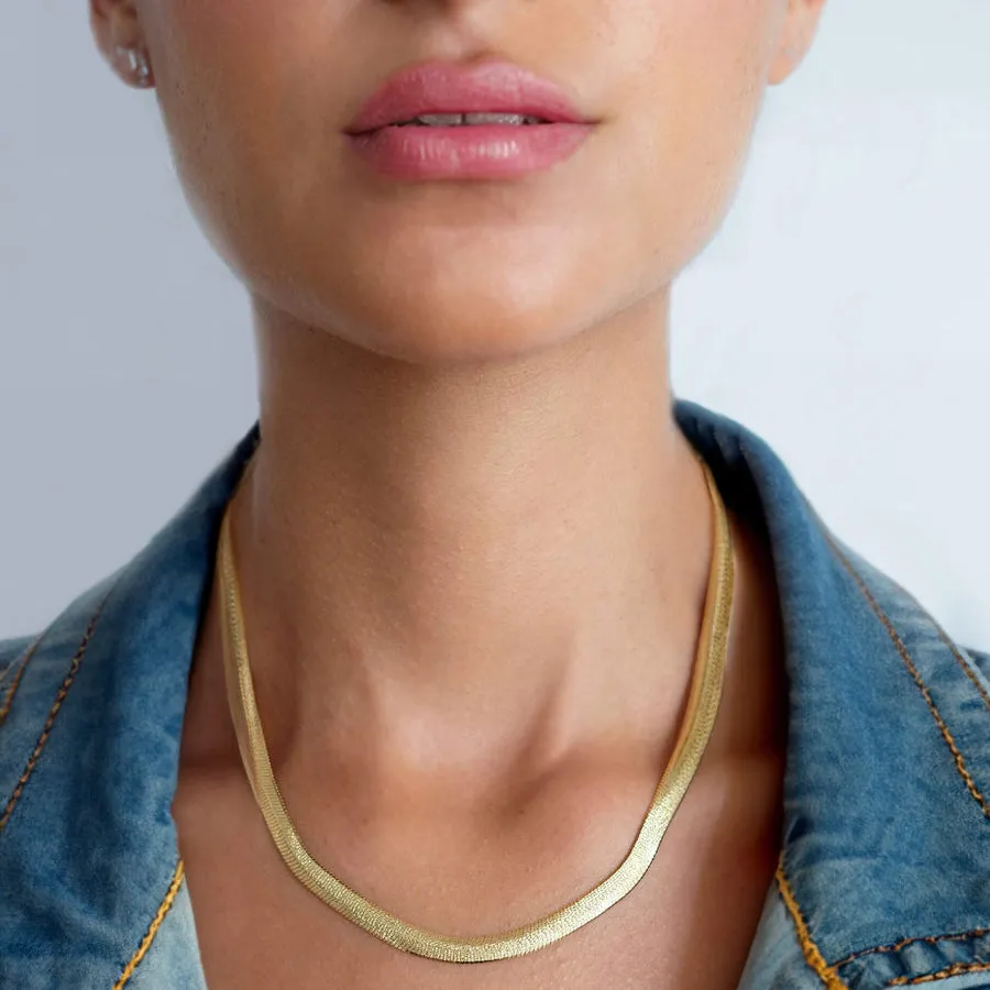 Angelique Gold Diamond-Cut Herringbone Necklace