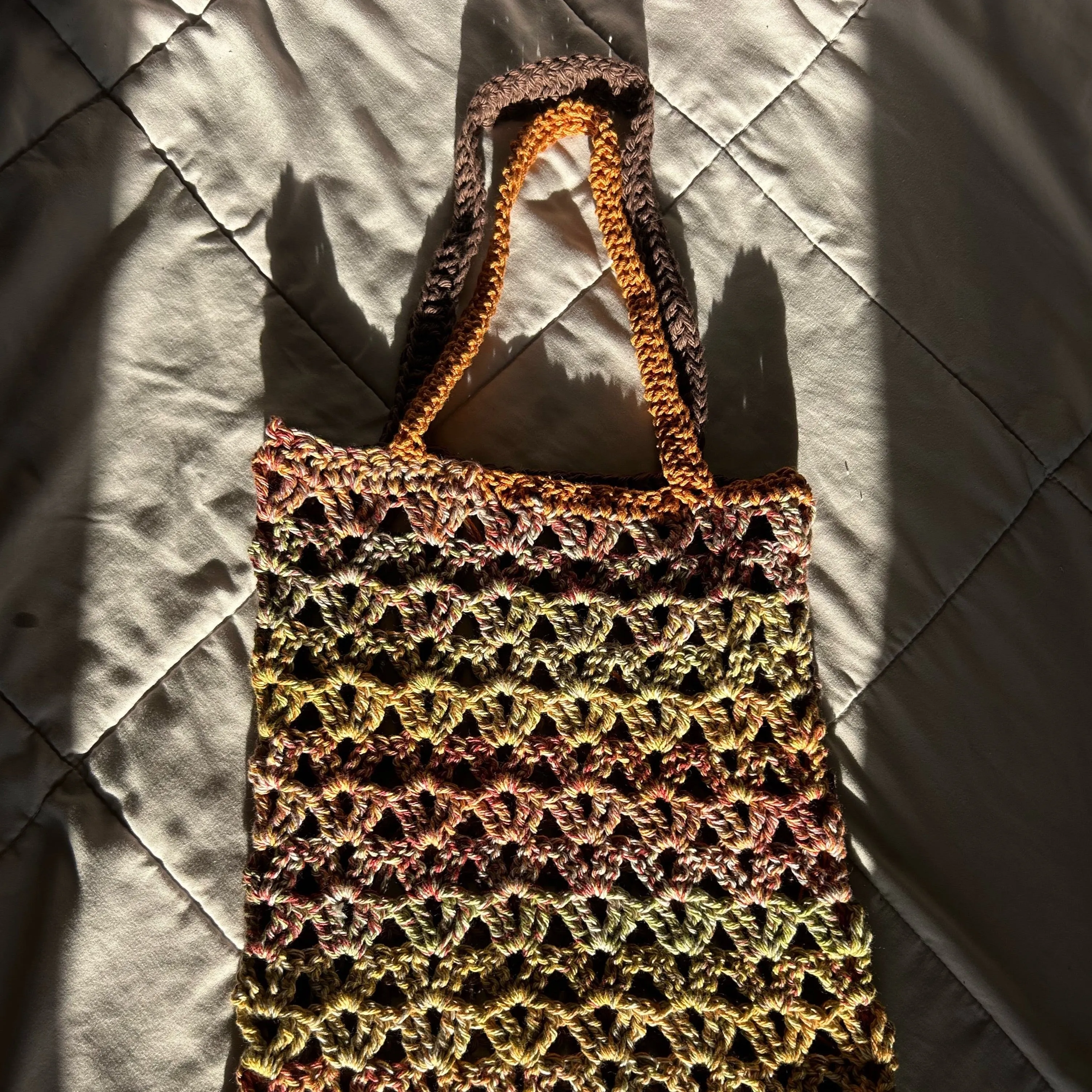 CARNATION TOTE WRITTEN PATTERN PDF